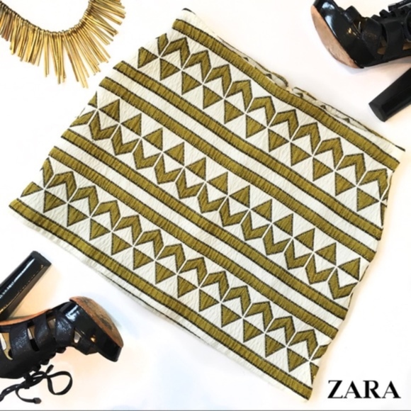 Zara Dresses & Skirts - ZARA Gold & White Tribal-Print Mini Skirt Size S
